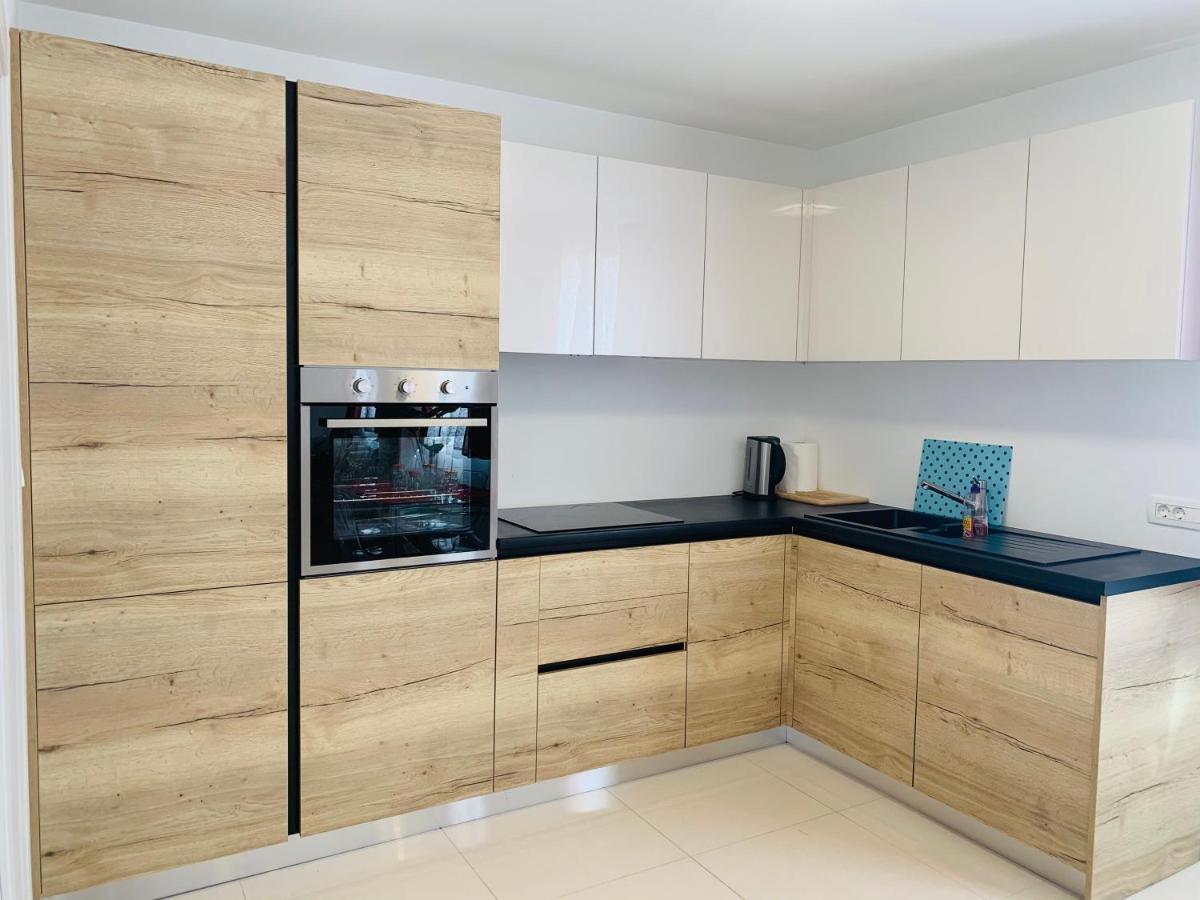 Apartman Marley Apartment Kostrena Exterior photo