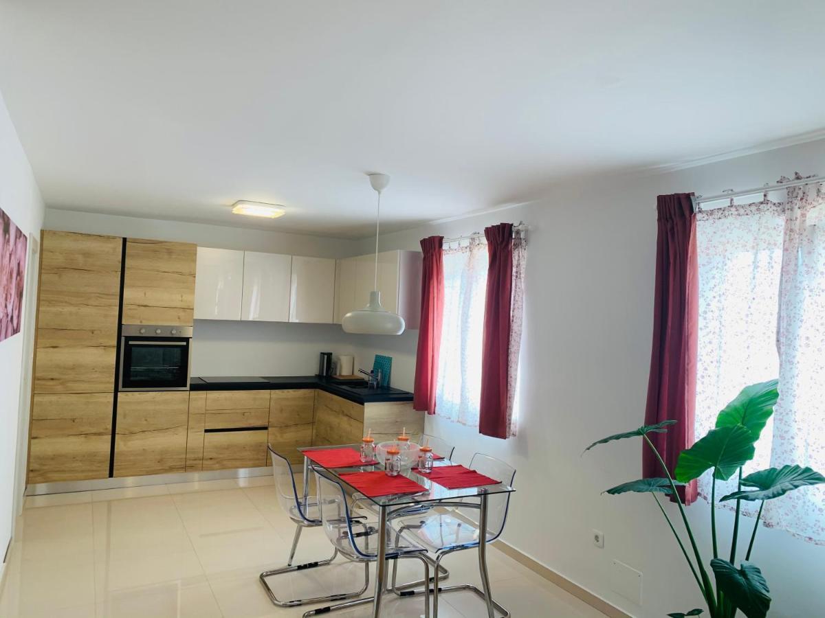 Apartman Marley Apartment Kostrena Exterior photo