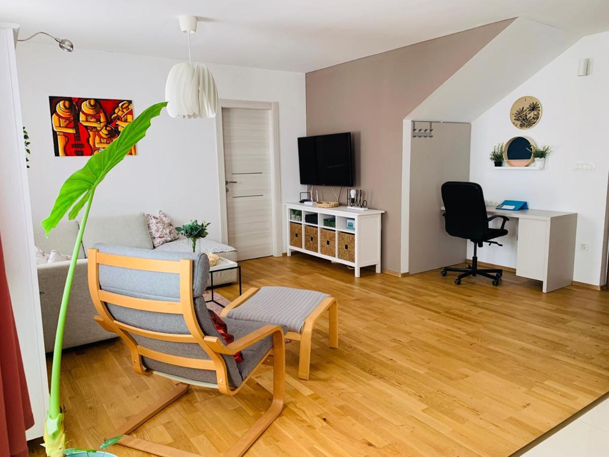 Apartman Marley Apartment Kostrena Exterior photo